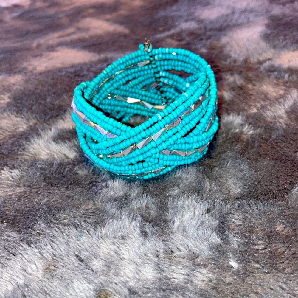 Bracelet.
